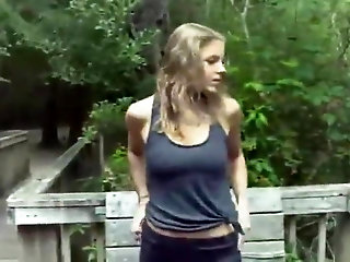 free video gallery public-outrage-11-natural-woman-flashes-in-park